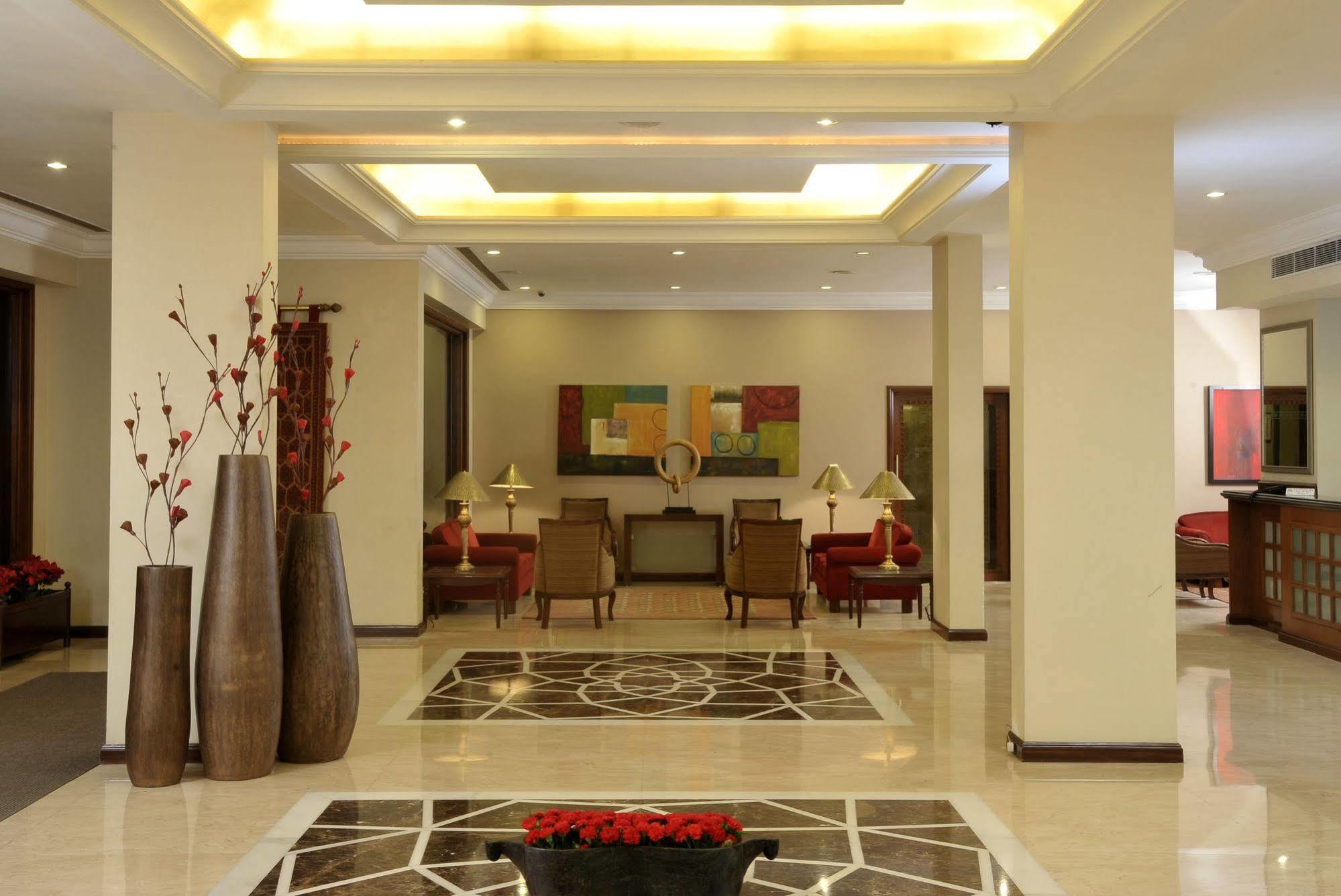 Hotel Express Towers Βαντοντάρα Εξωτερικό φωτογραφία